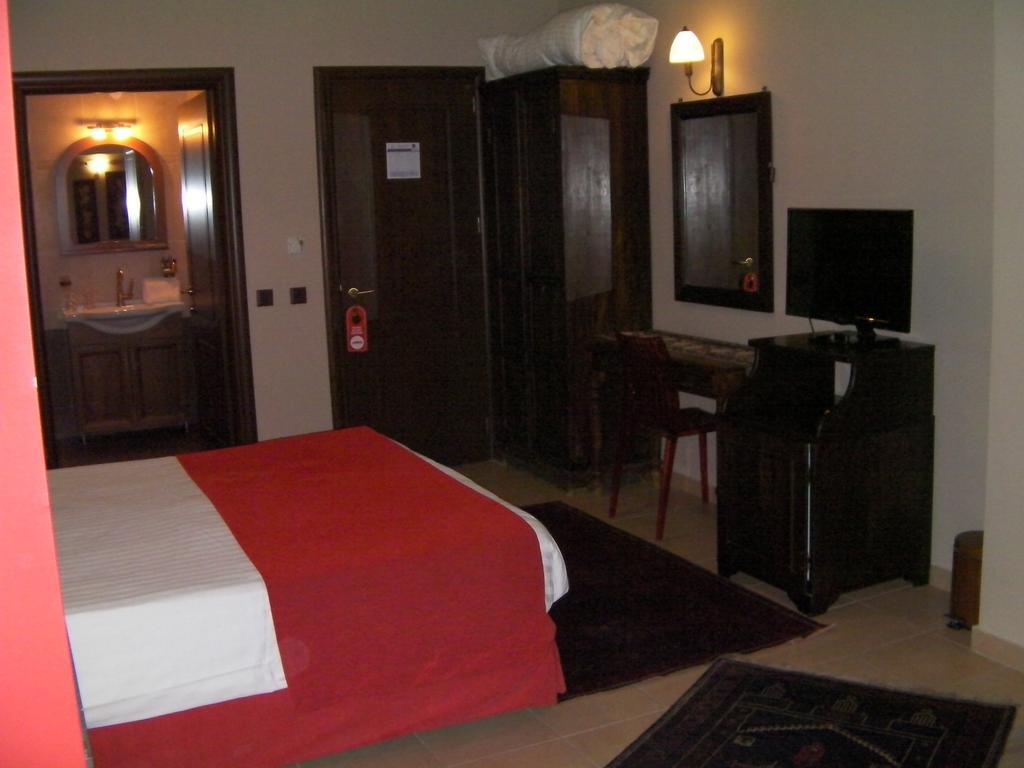 Pandion Luxury Boutique Hotel & Suites With Spa Neochori  Buitenkant foto